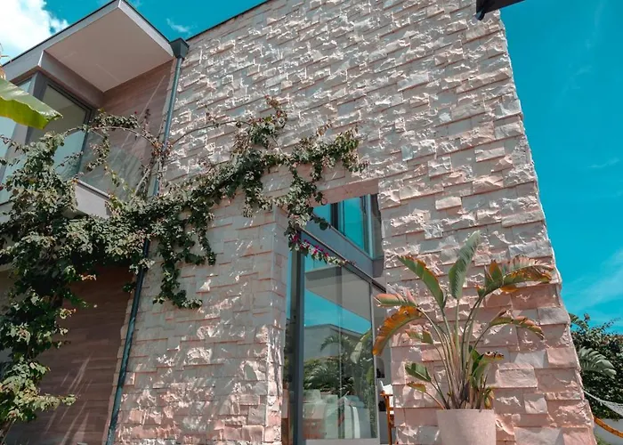 Villa Escape By Form Olea *