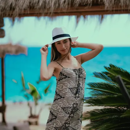 Escape By Form Olea *