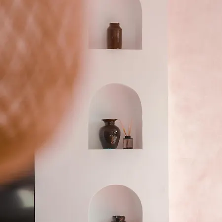 Escape By Form Olea Vila *