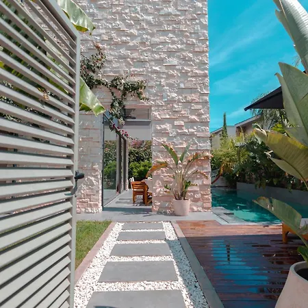 Escape By Form Olea Dhërmi